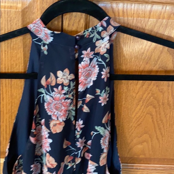 Forever 21 loose floral mini dress - Picture 4 of 8